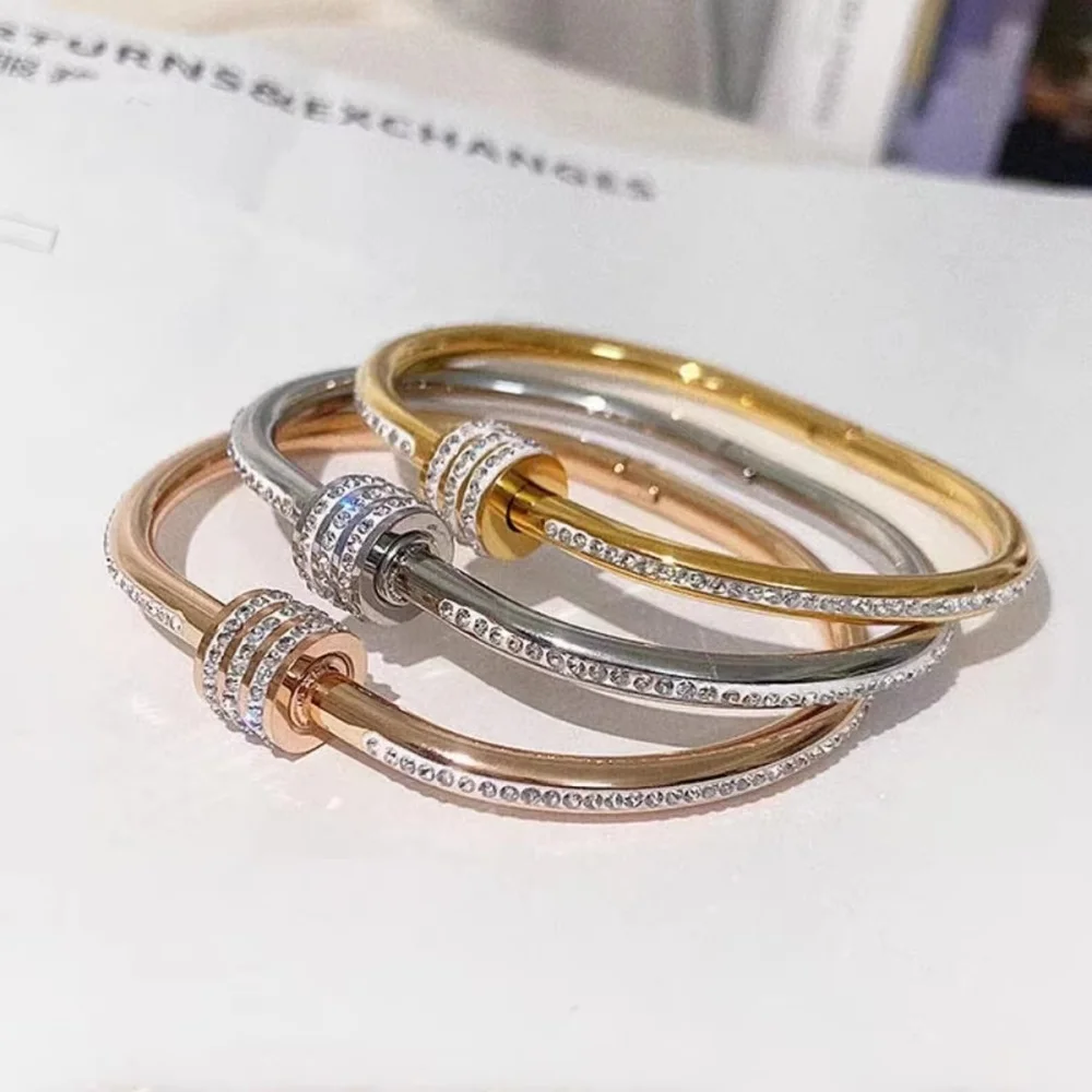 1Pc Rotatable Lucky Cuff Bangle, Full Rhinestone Open Bracelet, Ideal for Daily Wear & Gift