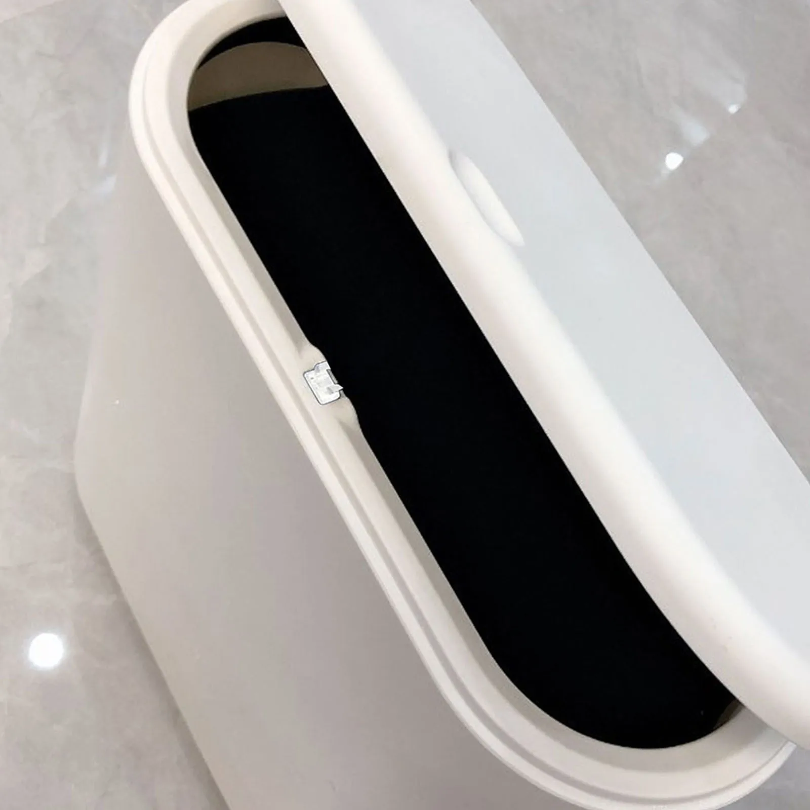 

10Pcs Universal Press Type Trash Can Lock Buckles Plastic Garbage Bin Replacement Clips for Trash Can Repair Supplies