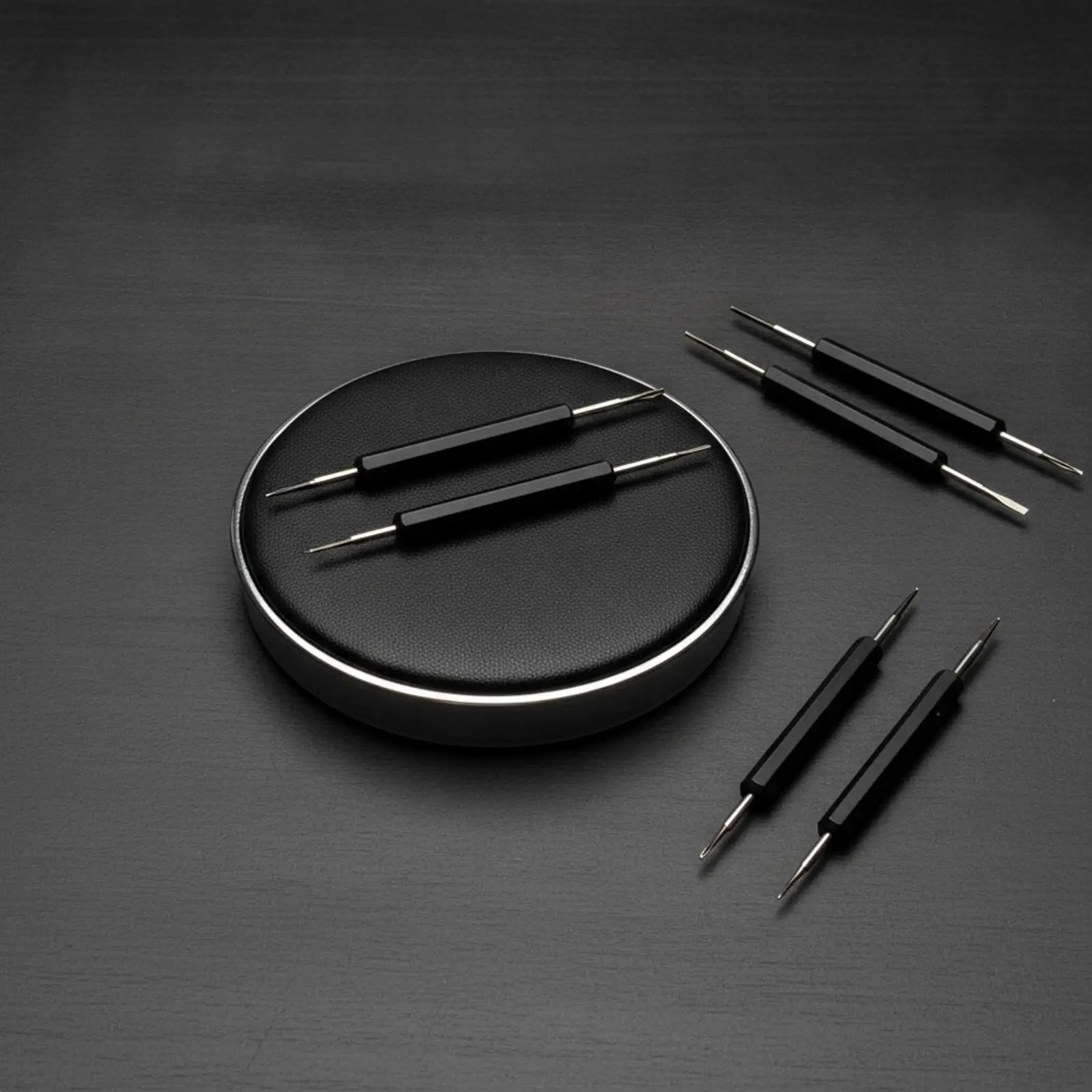 2xWatch Repair Pad Non-Scratching Watch Mat with Metal Rim Shielded for Watchmakers, Hobbyists, Workbench