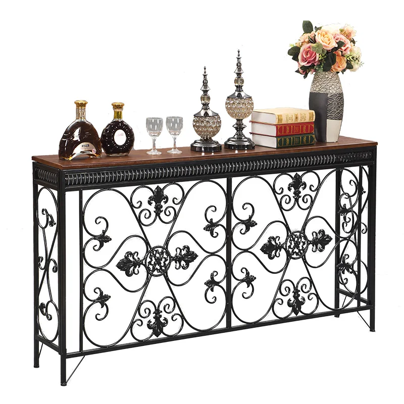 

European-style entrance table American-style entrance narrow and long against the wall, shelf above the radiator, decorative shi