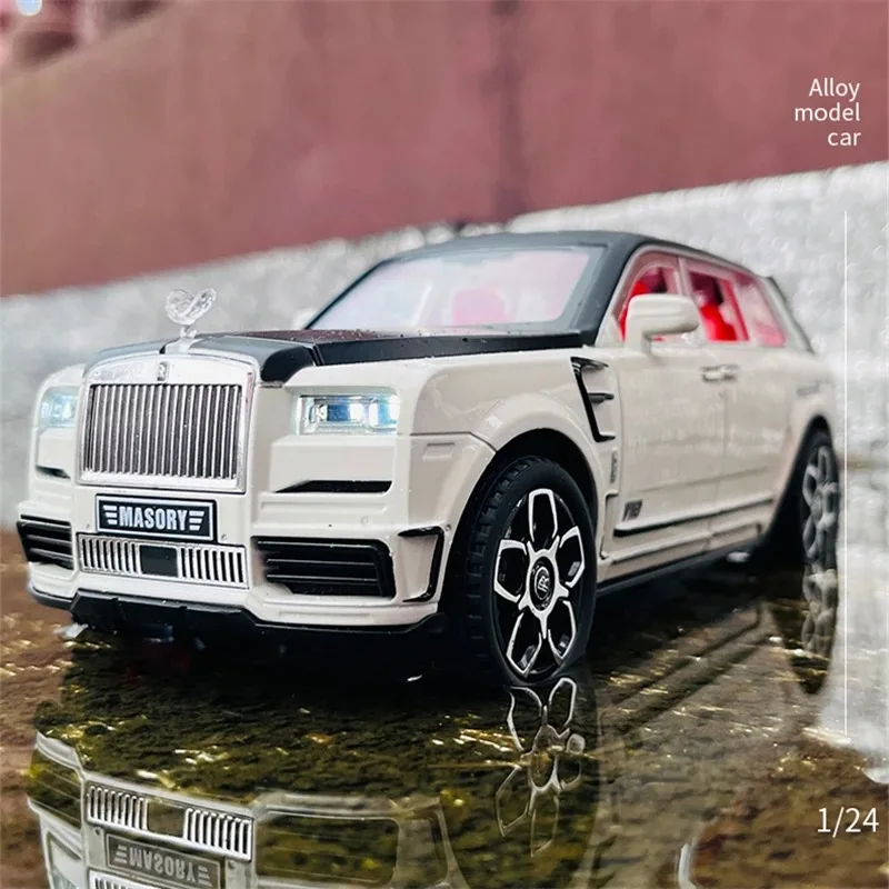

1:24 Rolls Royce Cullinan Masory SUV, модель роскошного автомобиля из сплава, литая под давлением металлическая игрушечная модель автомобиля, имитация звука и света, детский подарок