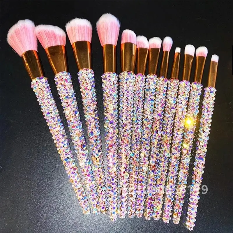 12 Teile/satz Diamant-verzierte Make-Up Pinsel Edelsteine Make-Up Schönheit Werkzeuge Voller Diamanten Lose Pulver Foundation Concealer Pinsel Bling