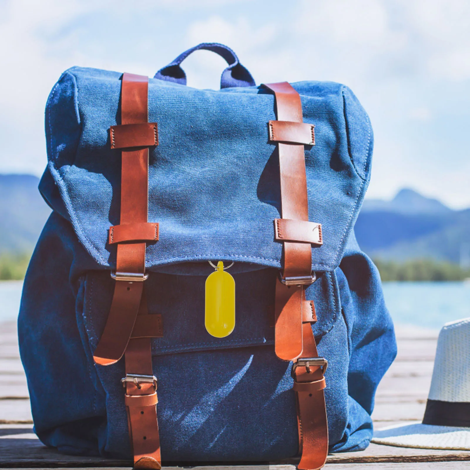 

4Pcs Floating Key Rings Lightweight Durable Zinc Alloy ABS Floatable Design Beach Boat Keychain Surfing Water Sports Holder