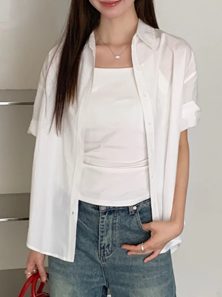 Alien Kitty Minimalist ครึ่งแขนเสื้อผู้หญิง 2025 แฟชั่น Office Lady High Street Casual ฤดูร้อนใหม่หลวมทุกวัน