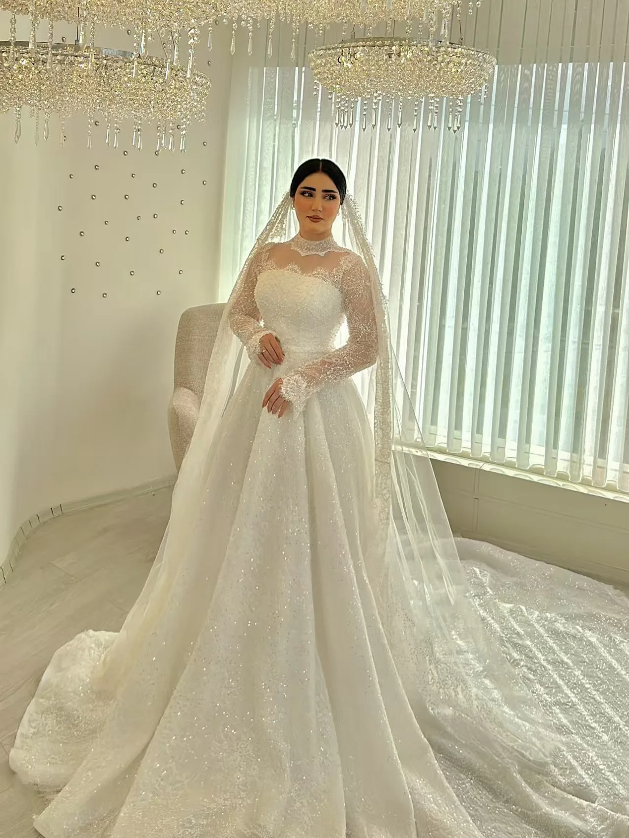 Customized Elegant High Collar Shining Ball Dress Phantom Lace Long Sleeve A-line Princess Wedding Dress Luxury Bride Dress