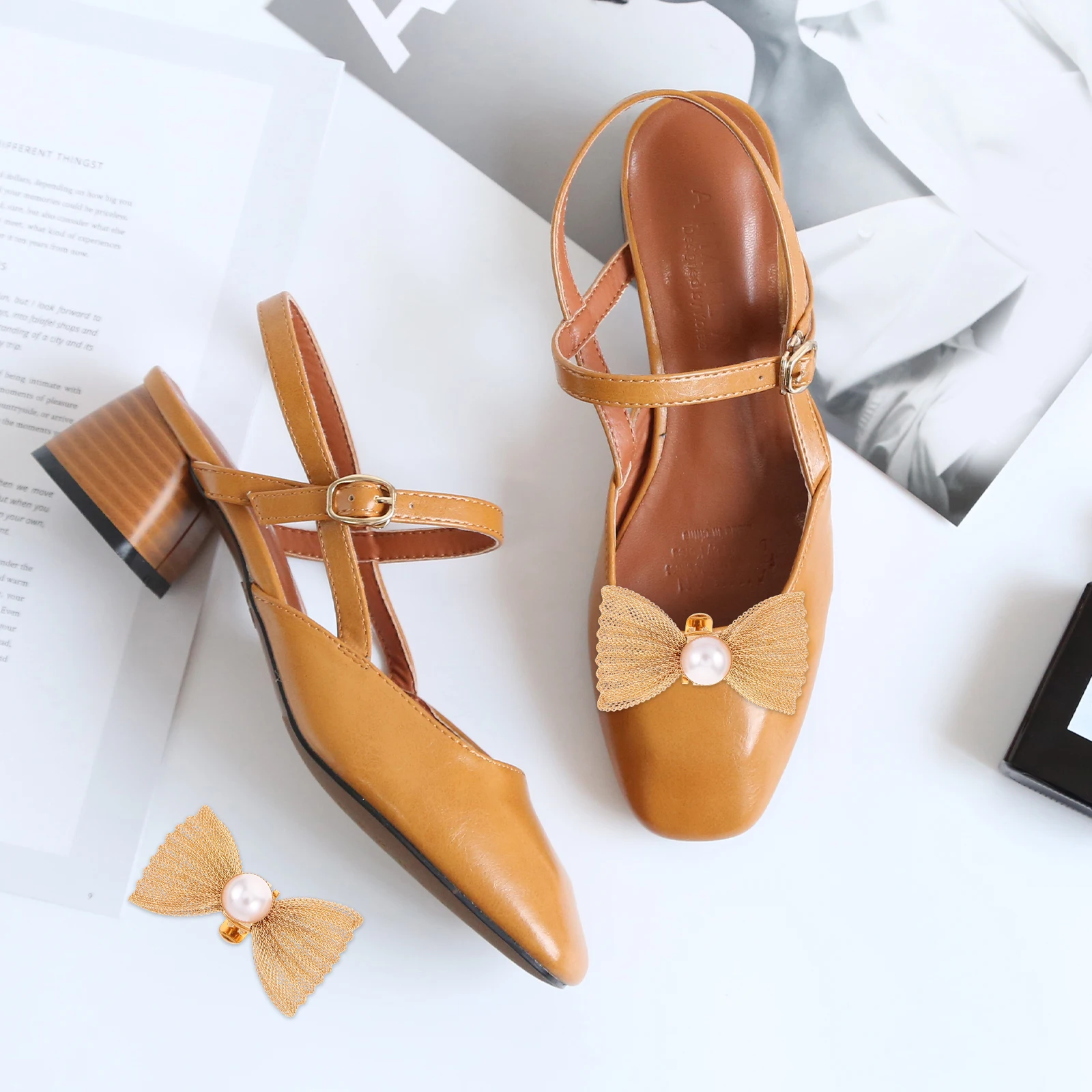 

2 Pcs Pearl Butterfly Shoe Buckle Detachable Bowknot Clips Flower Pendant High Heel Straps Charms