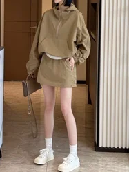 Fashionable Sportswear Set for Women Summer Half Zipper Hat Design Sun Protection Jacket And Short Skirt Two-Piece Suit
