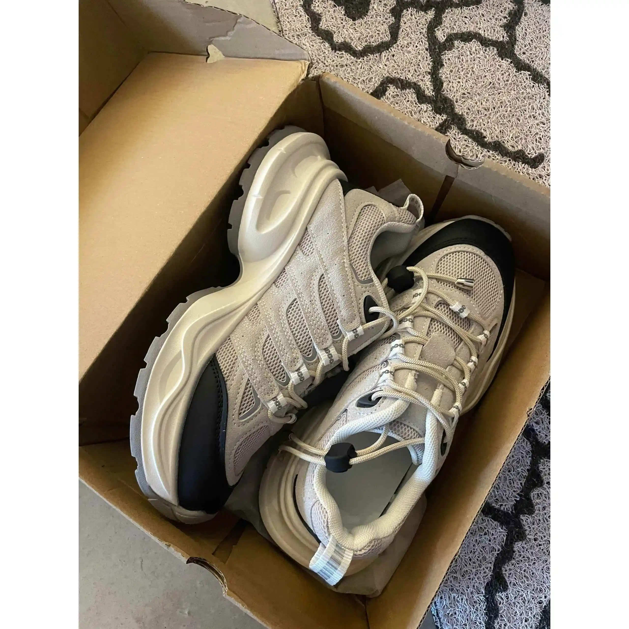 chaussons-confortables-pour-papa-avec-bande-elastique-faciles-a-porter-pour-usage-domestique-accessoires-de-marque-zhen-tai-yuan-numero-de-produit-26