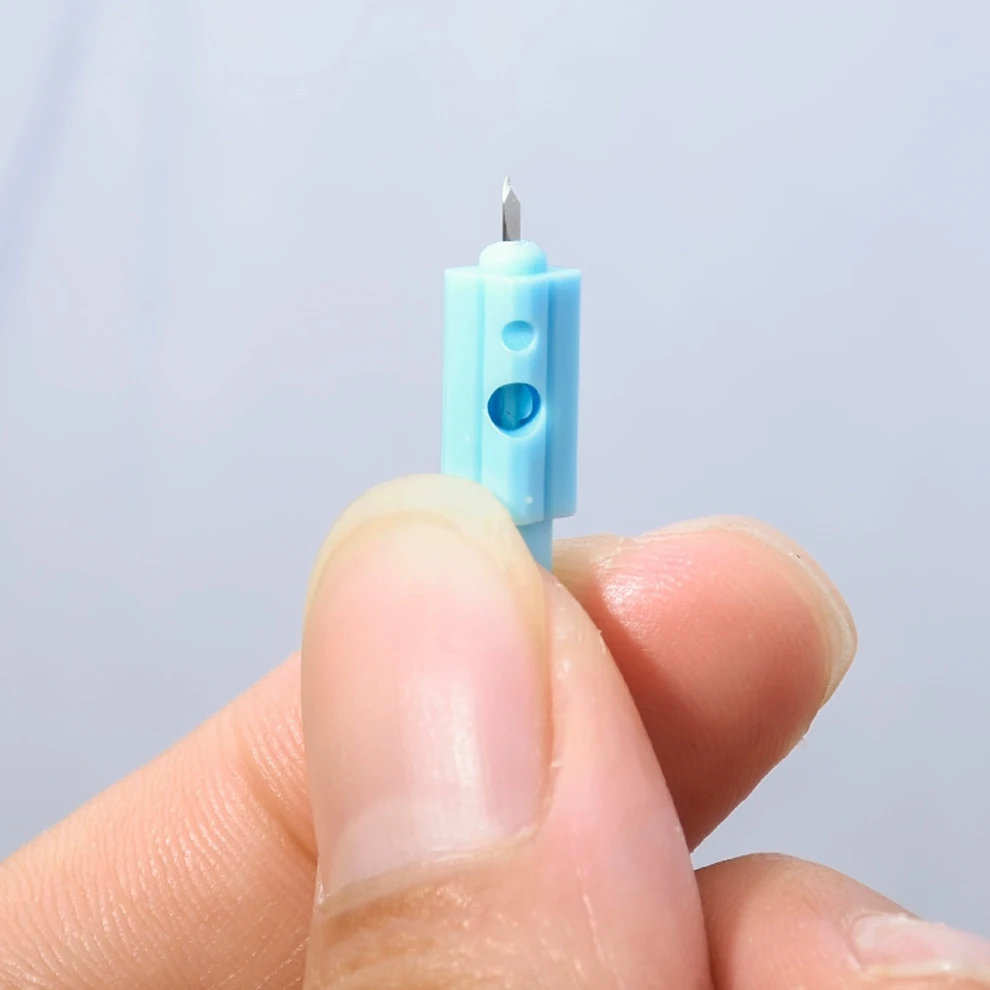 Blood Collection Pen Tips Lancet Lancing Penbloodletting 21G Disposable Sterile for Diabetes Three-needle Pen Multi-four Head view 5