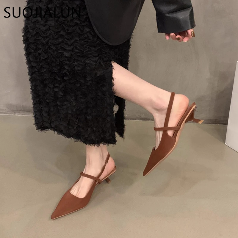 SUOJIALUN 2024 Spring New Brand Women Sandal Fashion Pointed Toe Shallow Slip On Slingback Shoes Thin Med Heel Outdoor Dress Mu