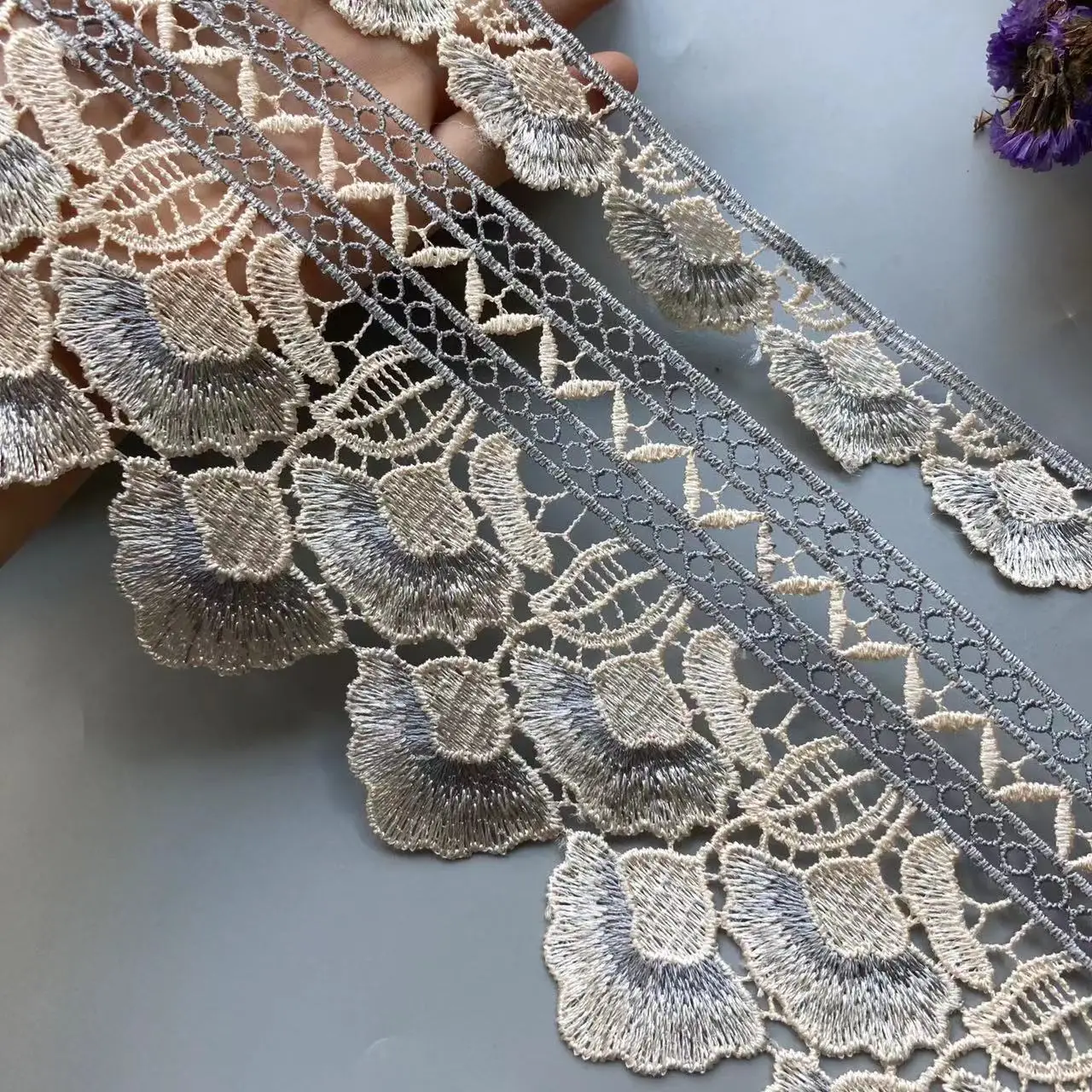 1 Yards Embroidery Blue Leaf Flower Lace Ribbon Trims for Sofa Curtain Trimmings Dress Costumes Applique Beige 10 cm 3 cm New