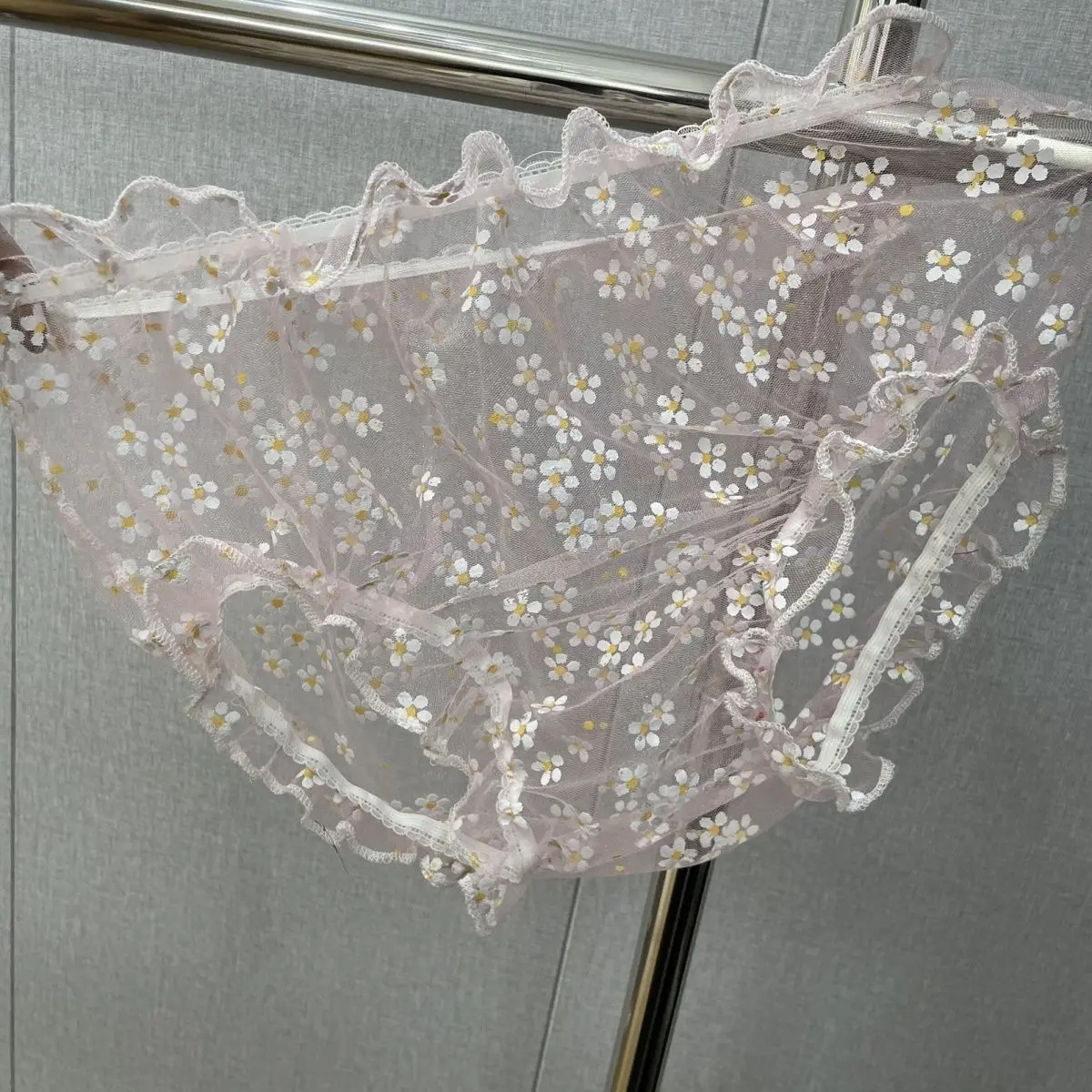 กางเกงในชายแบบตาข่าย ช่วงหน้ากว้าง โปร่งใส ซิปด้านหน้า สำหรับผู้ชายที่ชอบแต่งกายเป็นผู้หญิง มีช่องใส่ของ