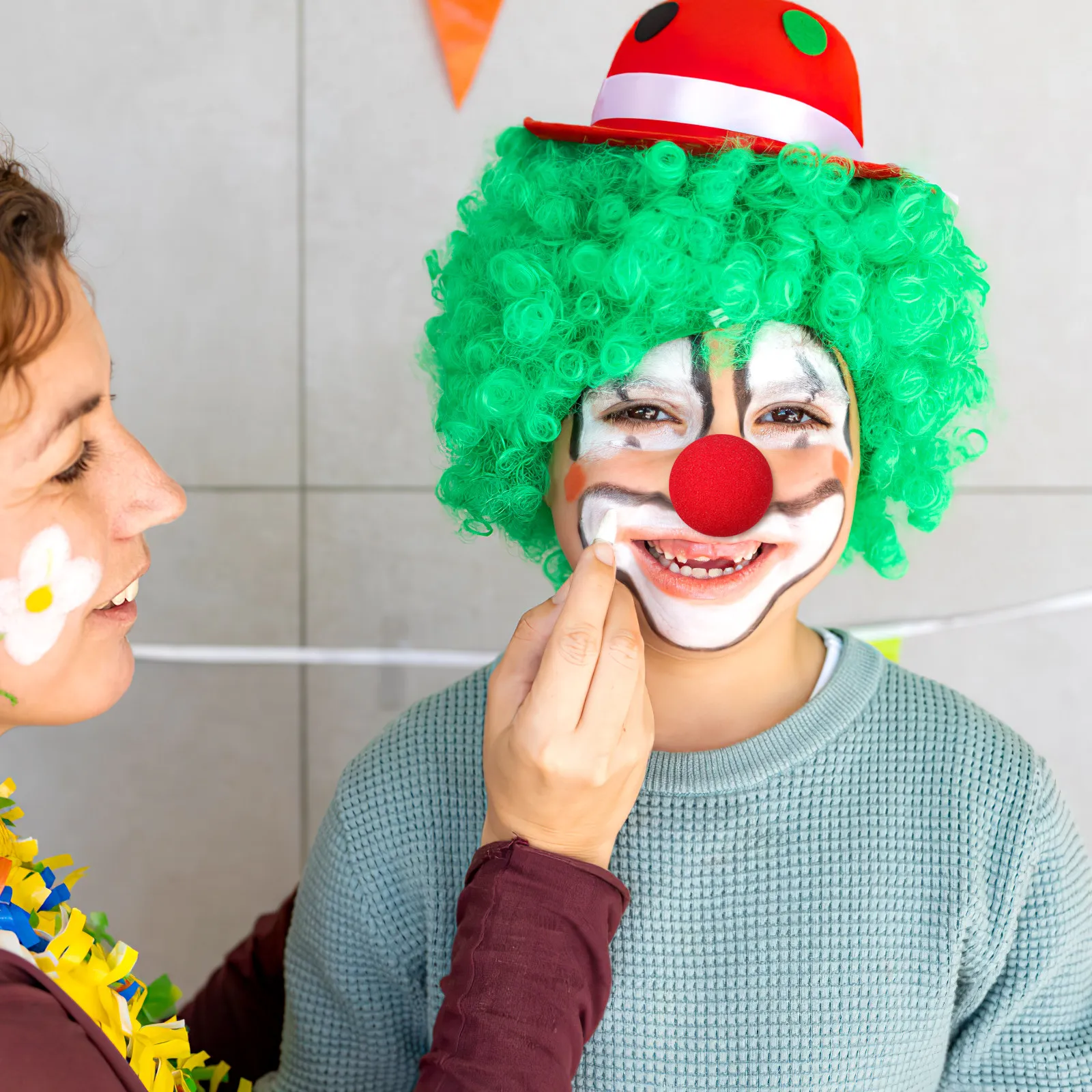 

Красный нос клоуна: удобный, легкий, подходит для большинства размеров носов, аксессуар для костюма на Хэллоуин, карнавала, вечеринки