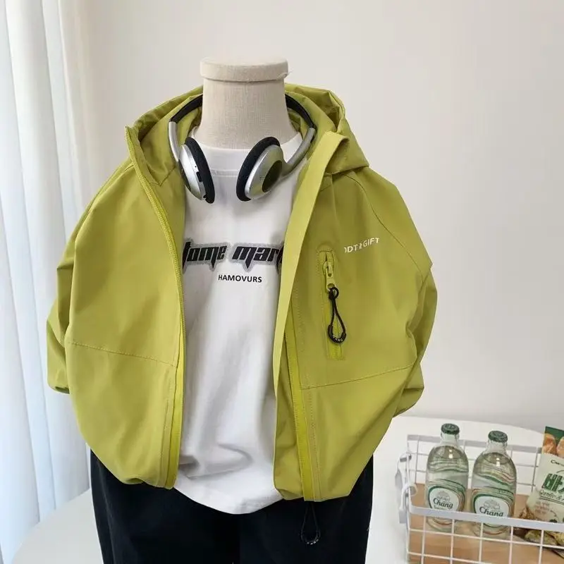 Boys' windbreaker jacket 2026 Spring and Autumn New Style Children's casual hooded top, little boy's cool zipper
