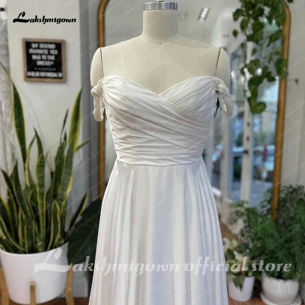 Lakshmigown Off spalla morbida pieghe in raso Boho abito da sposa per le donne 2024 Off White Beach abito da ricevimento di nozze per la sposa