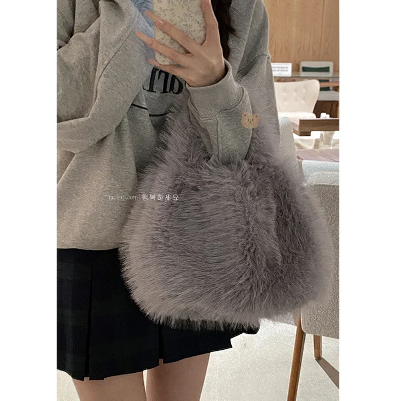 Miyagawa Winter Handheld Fury Bag for Women New Fashionable Korean Cute Plush Bucket Bags