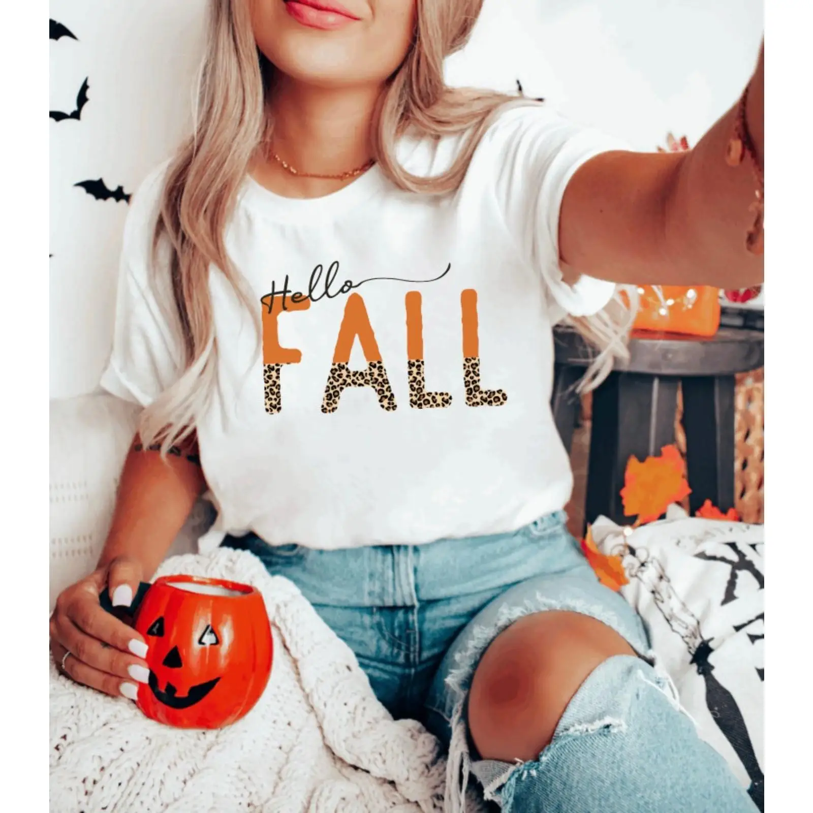 

Hello Fall T-shirt Women's Leopard Print Graphic Tee Autumn T-shirt Pumpkin Print Tops Fall Season Gifts