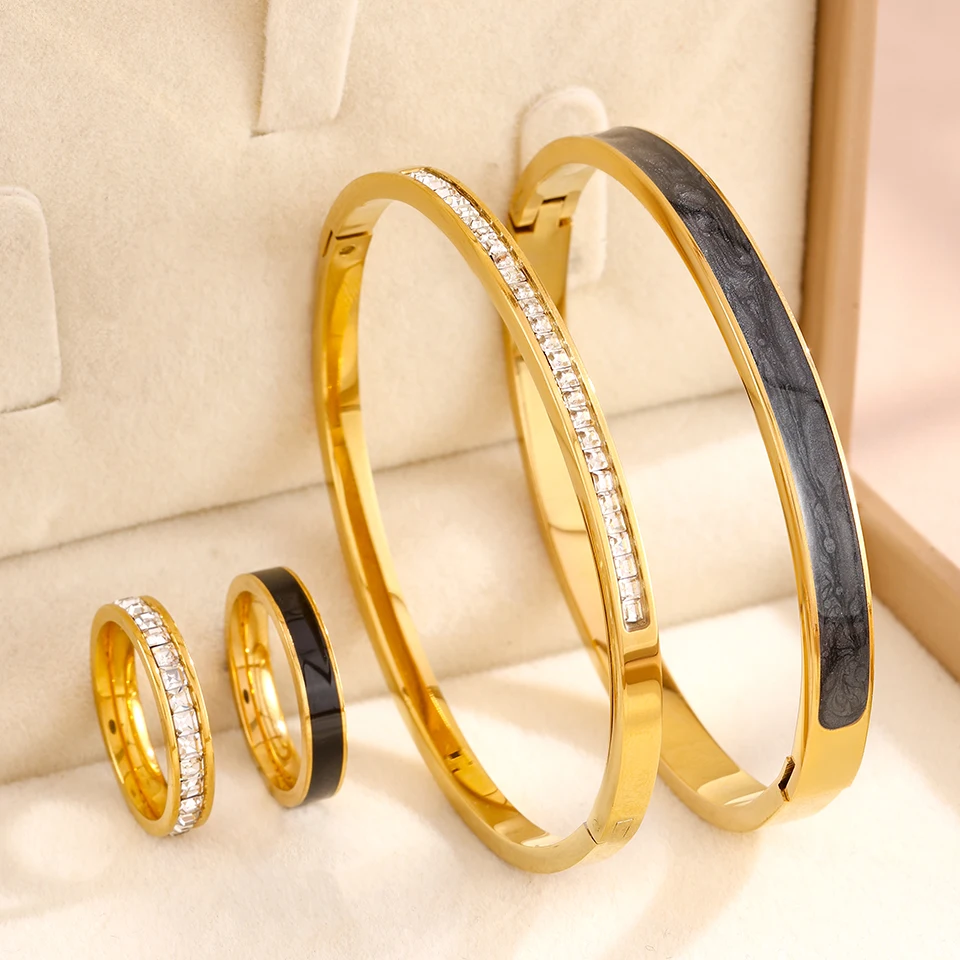 Yupsk 4-teiliges Set aus Edelstahl-Armband und Ring für Damen, quadratischer Armreif mit Zirkon-Einlage, modischer Schmuck zum Stapeln, Geschenk – Detail 2