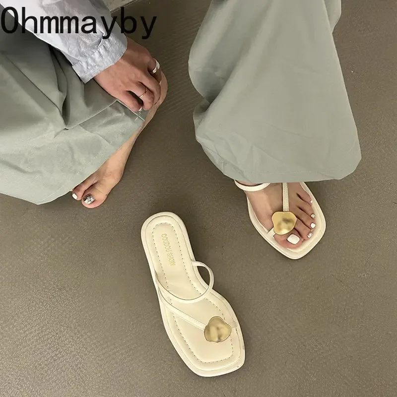 Summer Narrow Band Women Slipper Fashion Metal Decoration Low Heel Slip On Ladies Elegant Slides Casual Outdoor Beach Flip Flop