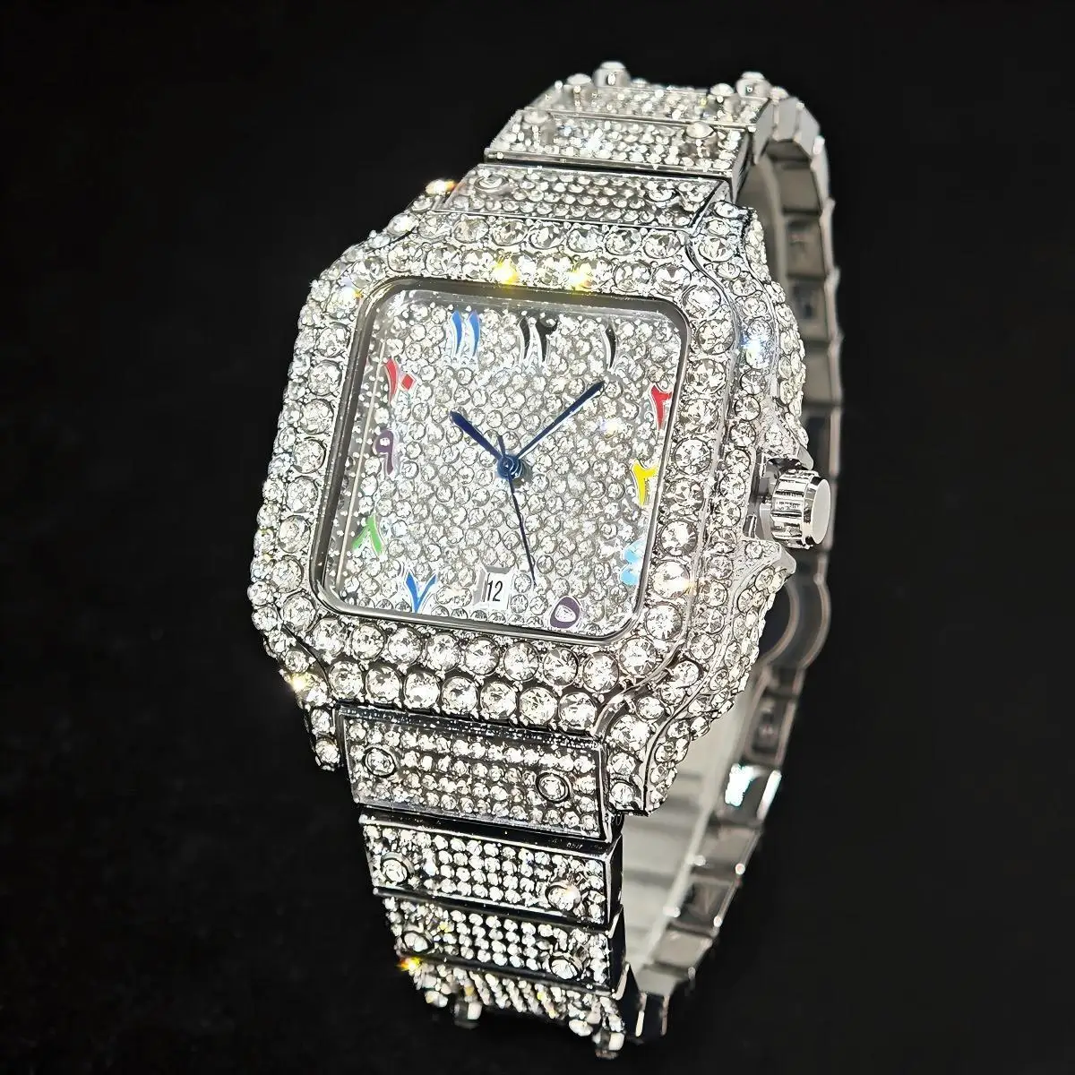 メンズ向け高級腕時計、ファッションカラーアラビア数字スクエアダイヤル、ヒップホップアイスアウトシャイニーダイヤモンドクォーツウォッチ、男性へのギフトに最適