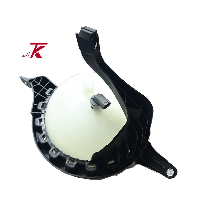 

Suitable for BMW 3 Series 5 Series 520i 525i auxiliary water pot, expansion pot, cooling kettle OE17138614293