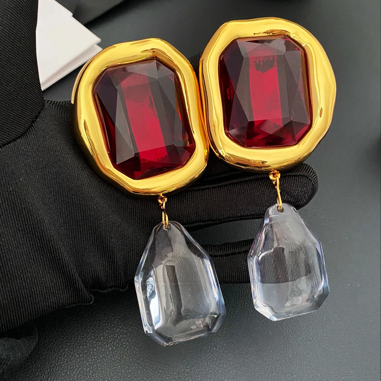 New Jewelry & Accessories Retro Style Red Transparent Three-Dimensional Resin Ear Clip Earrings For Women's Parties & Gifts