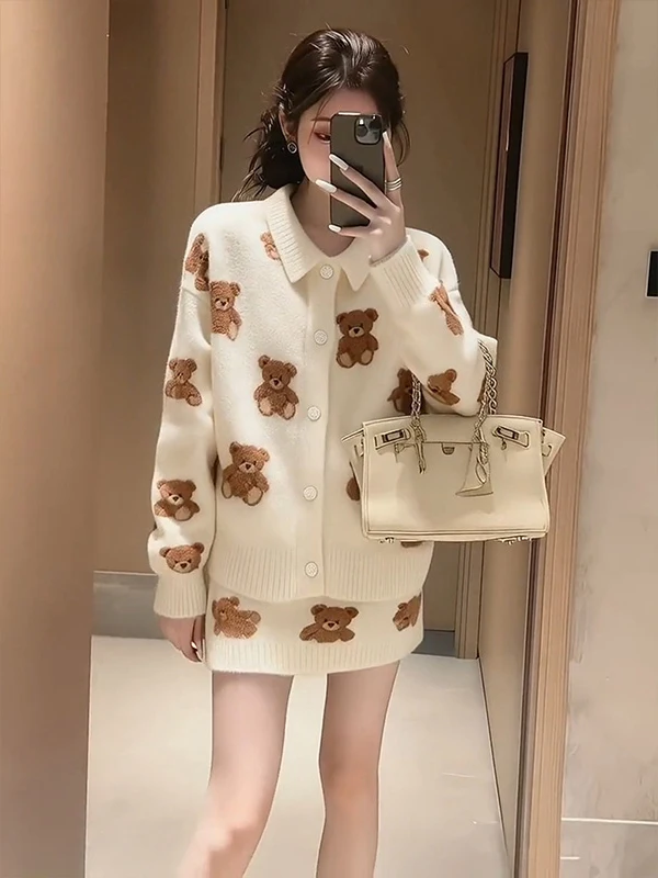 

Autumn Winter Women's Long Sleeve Knitted Sweater Set with Cartoon Embroidery Top And Skirt Two Piece Fashion Outfit