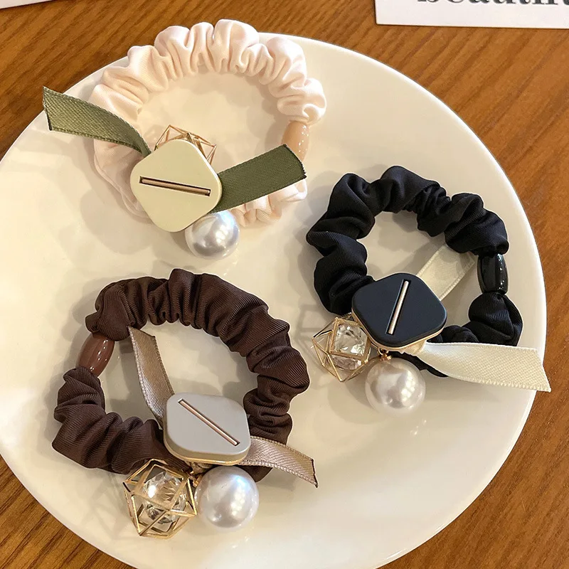 Fashion Imitation Pearl Crystal Bowknot Hairband Vintage Geometric Silk Flower Hair Rope for Women GirlsPonytail Bun Scrunchies