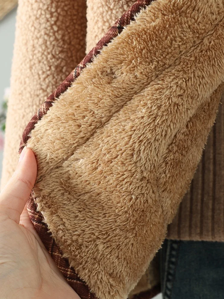 Trendy Patchwork Plaid Particelle di grandi dimensioni Fce Cotton Jaet Donna Inverno Mamma Vestiti Cappotto di cotone caldo e sciolto in pelliccia di agnello