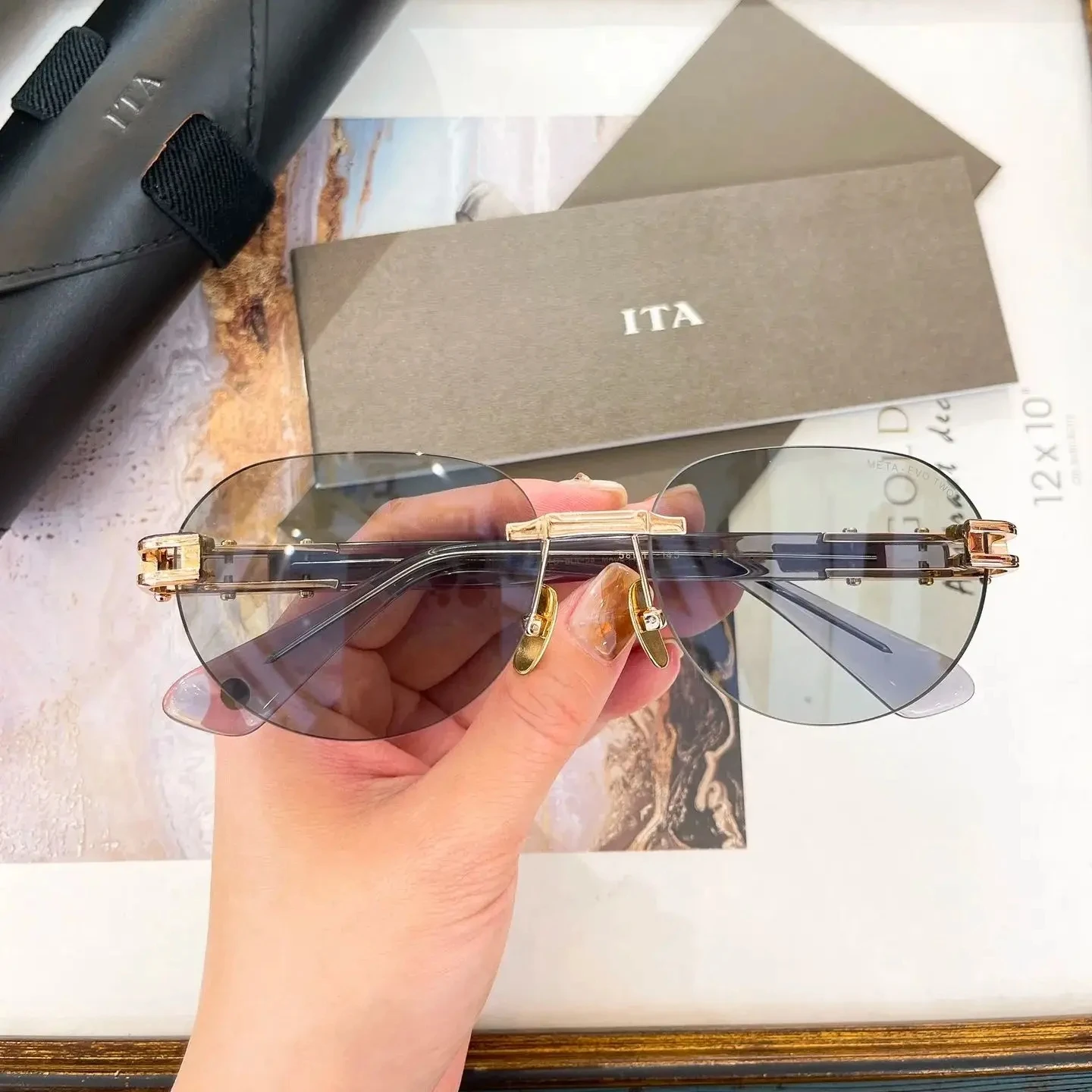 

Newest Brand Women Men Sunglasses Business Trendy Boundless Grey Lenses Oval Acetate Frame For Unisex Eyeglasses ADITA DTS152