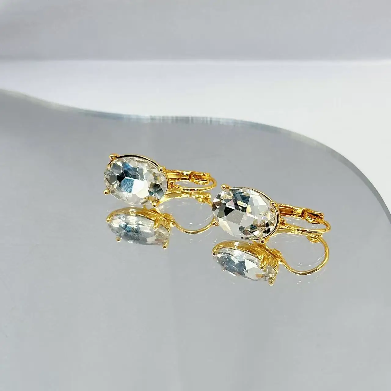 Gold Plated Oval Clear Crystal Lever Back Earrings for Women Shiny CZ Dangle Drop Earring Wedding Party Jewelry Holiday Gift