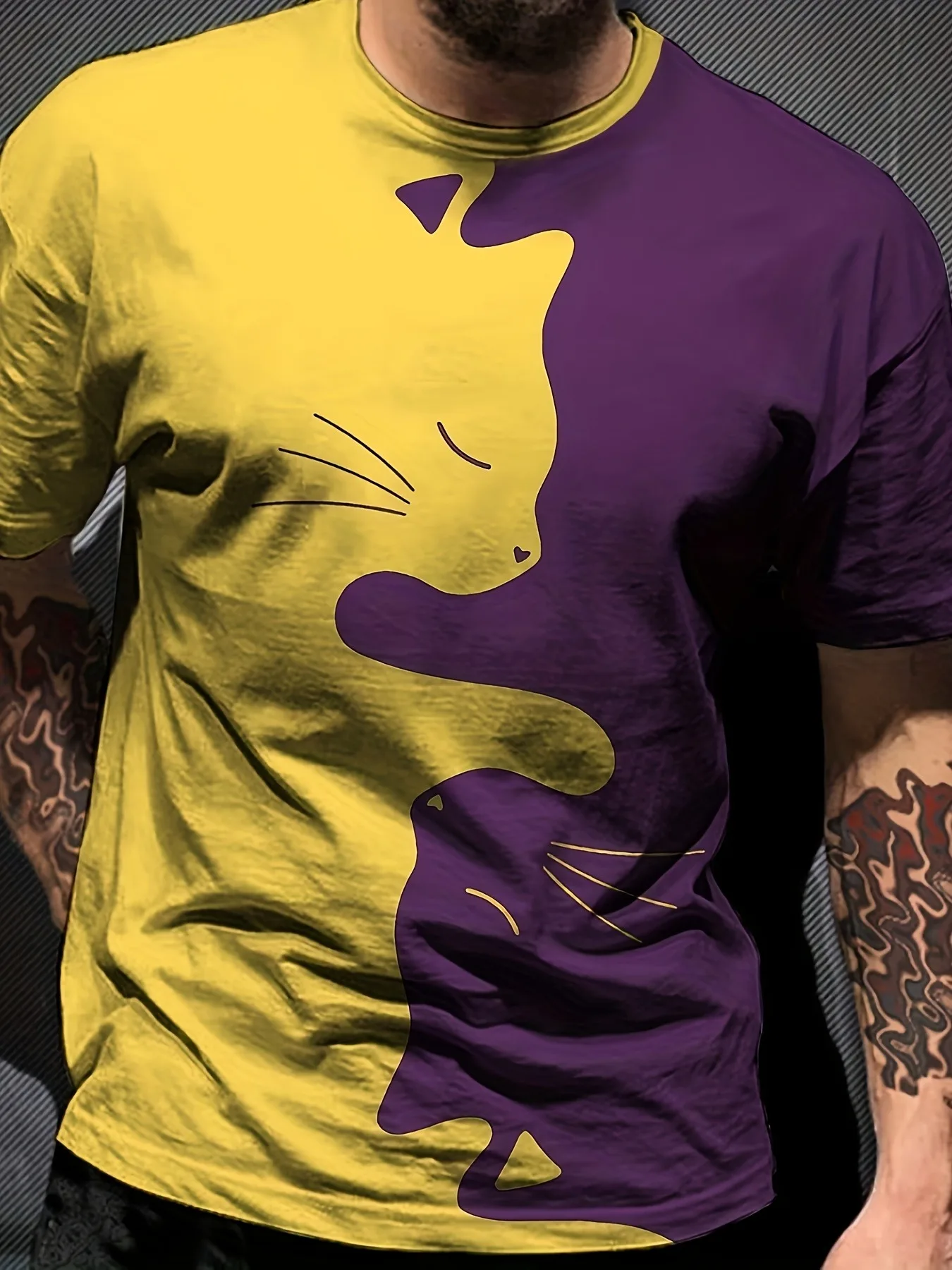 تي شيرت رجالي أنيق على شكل قطة باللون الأسود والأبيض بتصميم كاجوال من البوليستر الناعم مثالي لملابس عطلة نهاية الأسبوع #3