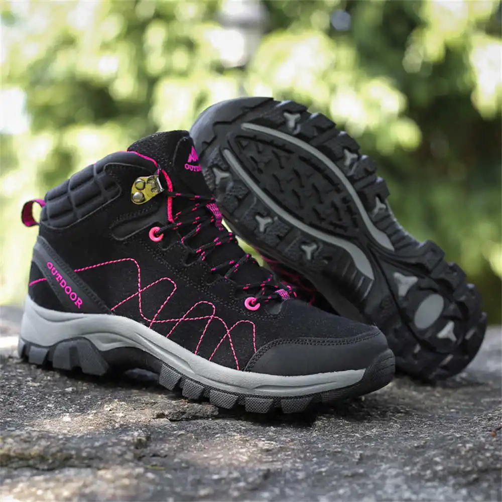 Zapatos deportivos peludos de cuero PU para mujer, zapatillas deportivas tejidas D, baloncesto diario de alta moda, Obuv Tines, precios bajos de fábrica