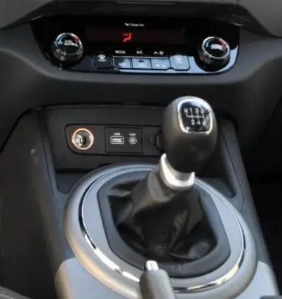 เกียร์ธรรมดา 6 สปีด หัวเกียร์หุ้มหนัง |   ใช้ได้กับรถยนต์ Kia Rio 5 (UB) ปี 2012-2015 |   การเปลี่ยนทดแทนโดยตรง