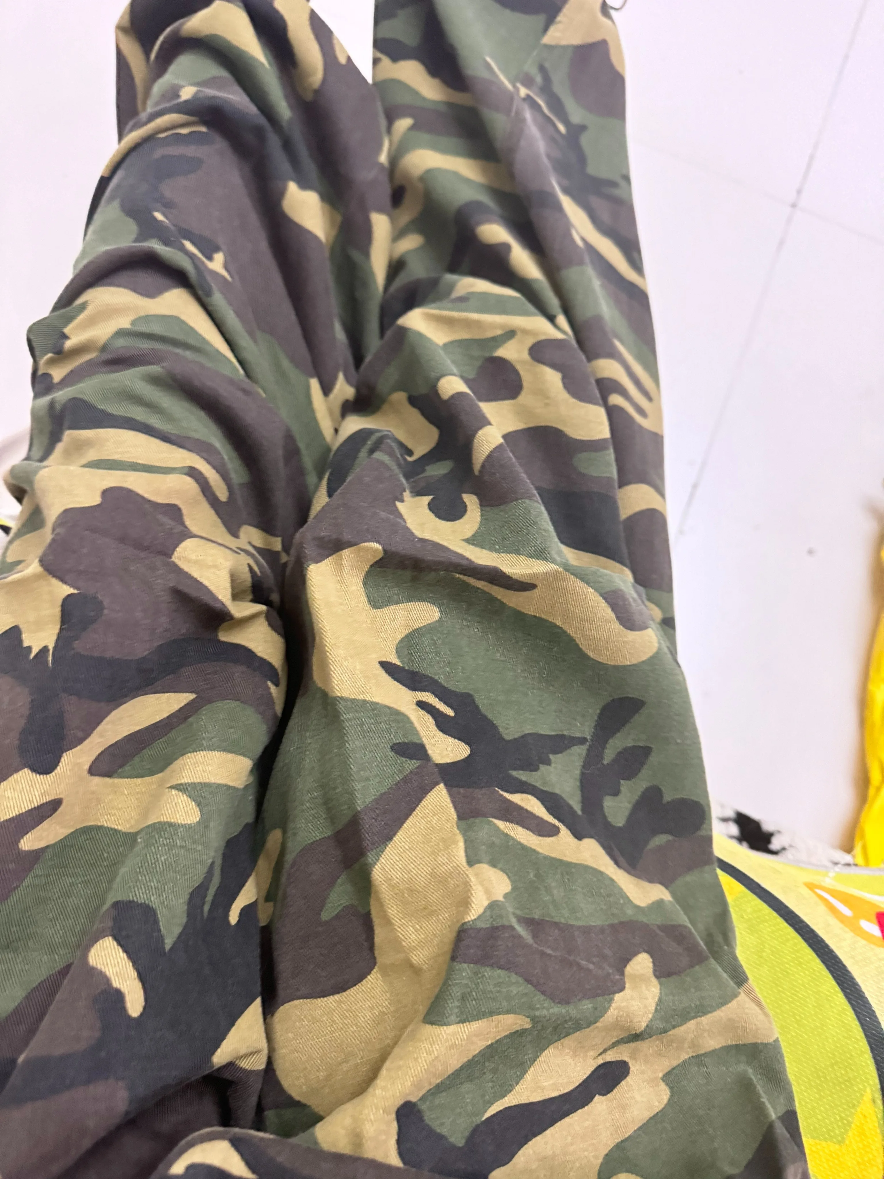 กางเกงยีนส์ทรงแบ็กกี้ลายพรางสไตล์วินเทจสำหรับผู้หญิง สตรีทแวร์ เอวสูง ทรงตรง สไตล์ Y2K กางเกงเดนิมฮิปฮอป อเมริกันเรโทร ขากว้าง