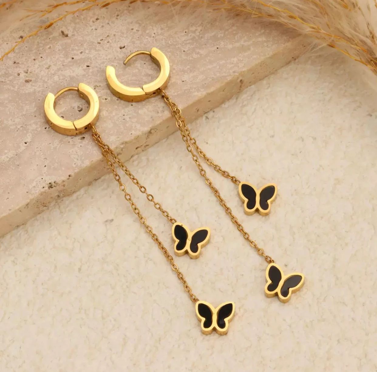 

Hot sale 3*5cm new luxury fashion forest flower butterfly creative design high-end long earrings heart pendant