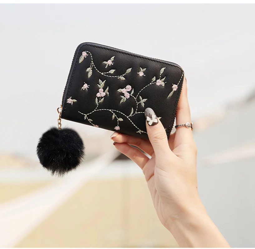 

New Flower Embroidered Wallet for Women Hairball Pendant Coin Purse PU Leather Zipper Credit Card Holder Clutch Money Bag Pocket