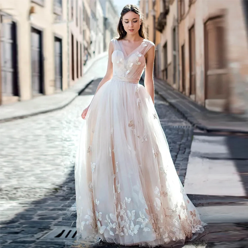 

Elegant Boho Wedding Dresses For Bride Simple Applique Deep V-neck Sleeveless Beach Tulle Sexy Backless Mopping Bridal Gown 2023