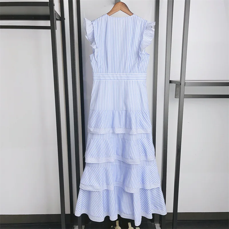 Fadan niche 2024 spring/summer urban V-neck blue and white stripe single breasted fly sleeve patchwork ruffle edge cake skirt