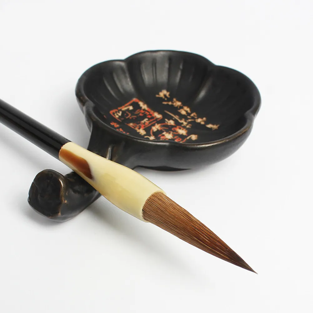 

2Pcs Ceramic Ink Dish Flower Shape Design Calligraphy Painting Ink Bowl Smooth Handle for Easy Use Calligraphy Brush Tray