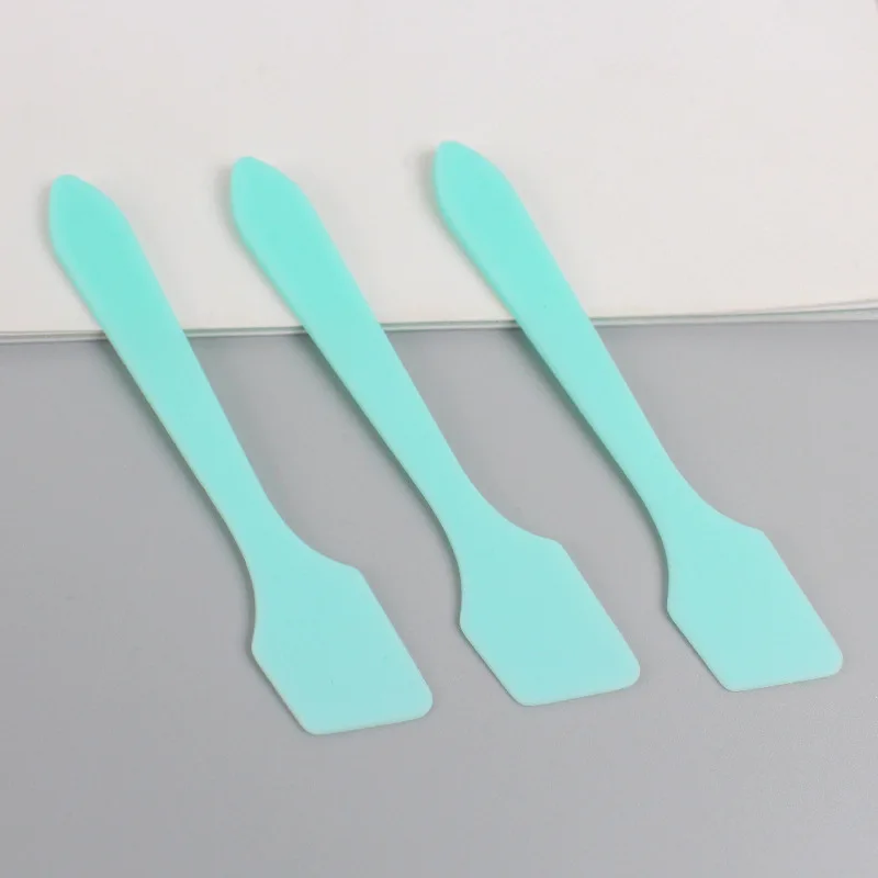 3pcs Face Mask Cream Sticks Brush Spatulas Plastic Face Mask Small Spoon Reuse DIY Face Skin Care Mask Mix Make Up Tools