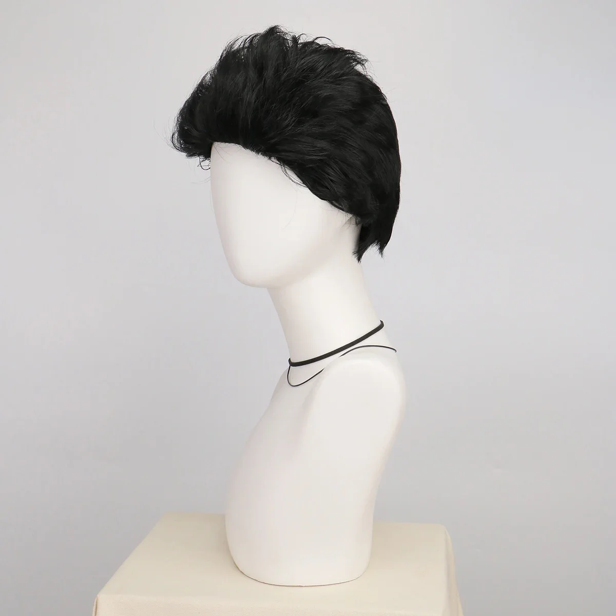 Korte Zwarte Pruik voor Borsalino Cosplay Kostuum Mannen Korte Anime Natuurlijke Vezel Synthetische Pruiken Party Haar Pruiken Kostuum Party