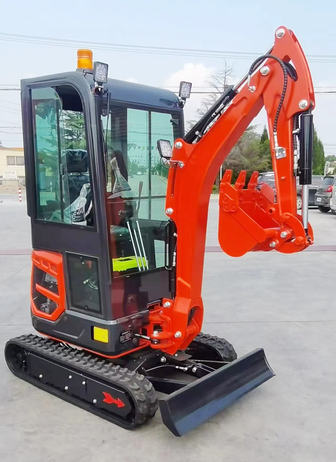 EPA kubota mini bagger excavator 2 ton Customized mini digger excavadora 2 ton mini bagger excavator for free shipping