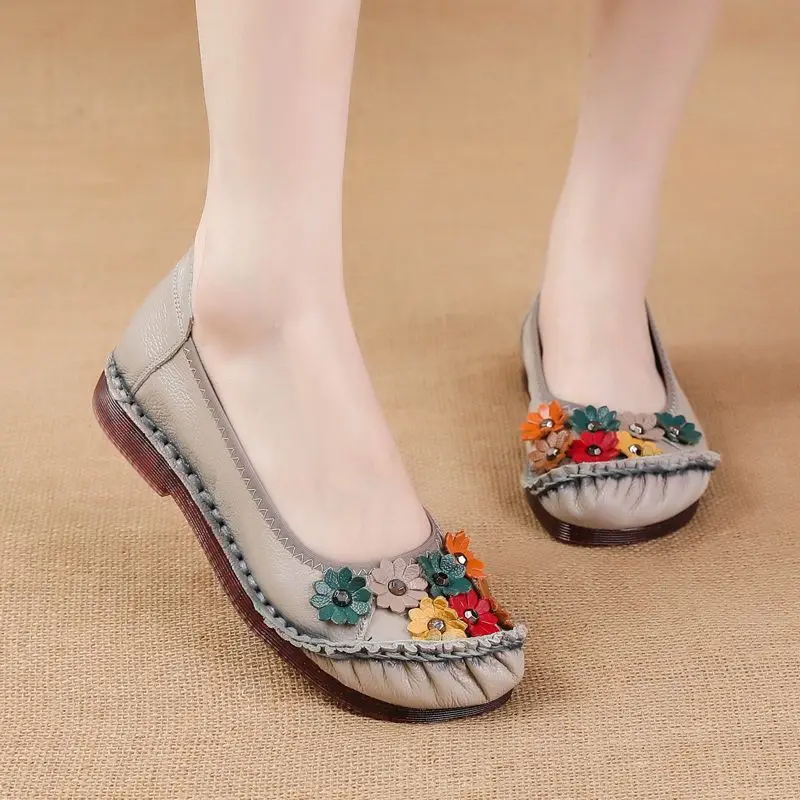 Primavera nuovo arrivo in pelle da donna mocassino ballerine da donna mocassini fiore femminile piatto scarpe quotidiane donna flattie slip on scarpe