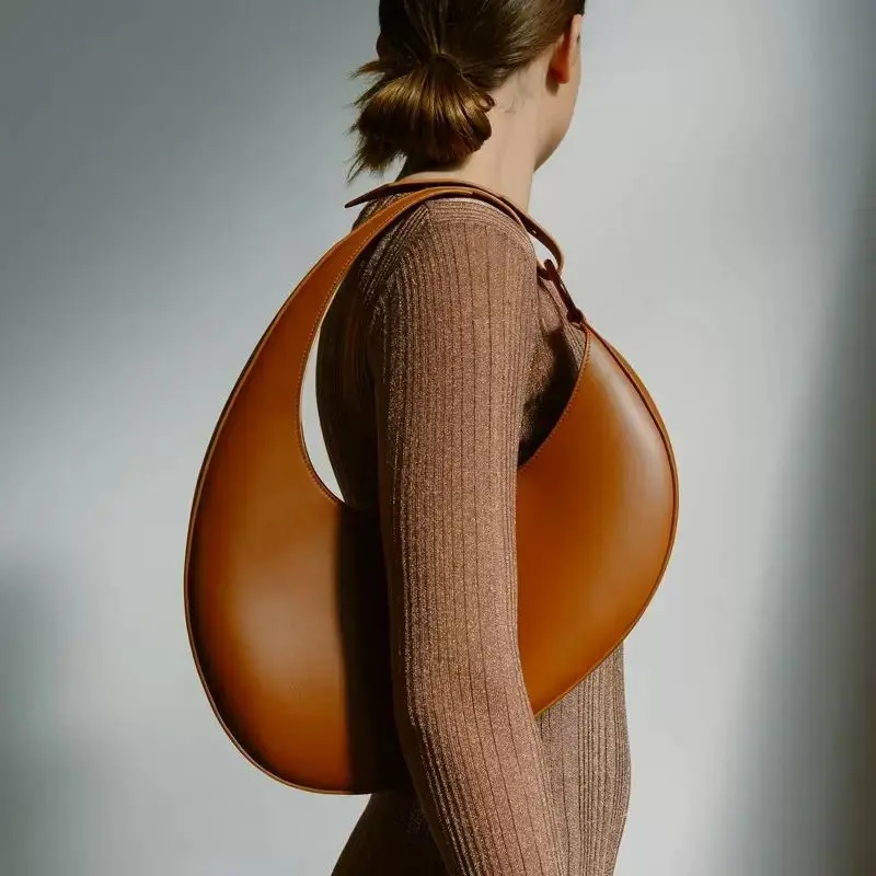 2025 Fashion Desgin Minimalist Oval Underarm Bag Women Stylish Crescent Shape Handbags Leisure Large Capacity Tote