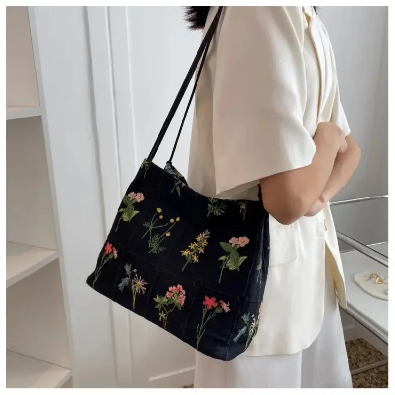 Women\'s 2024 New Large Capacity Canvas Bag Printed Flower Handheld Classroom Commuter Single Shoulder Tote Bags