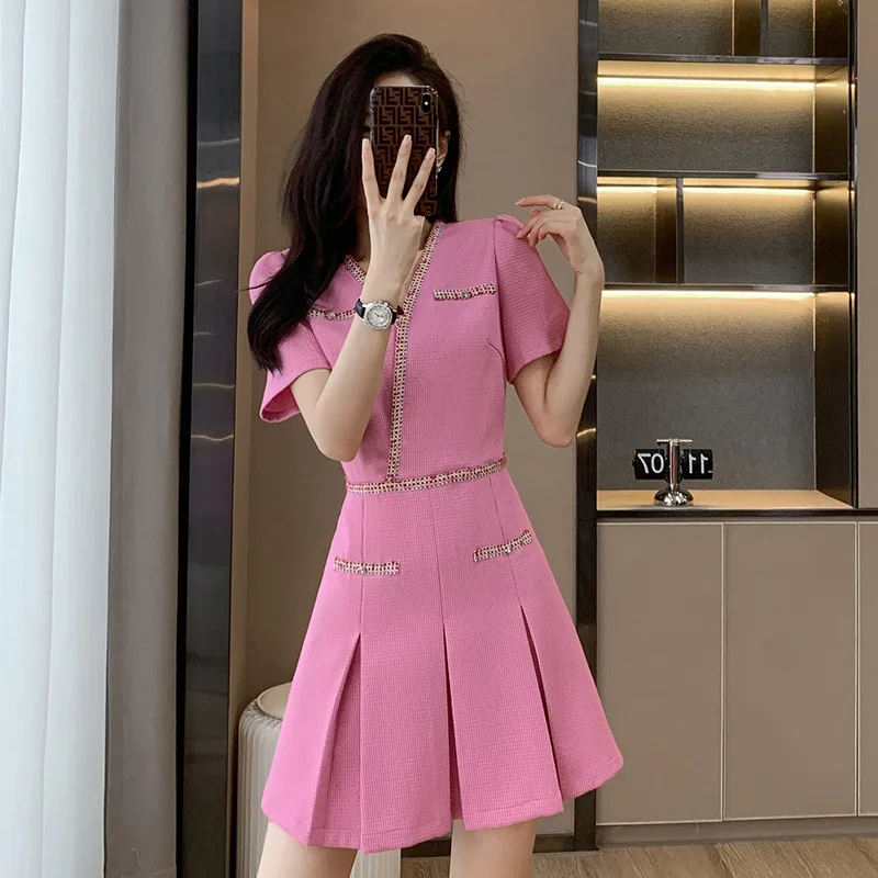 Summer New Women\'s Fashionable Short Sleeved Slim Fragrant Pink Pleated Dress