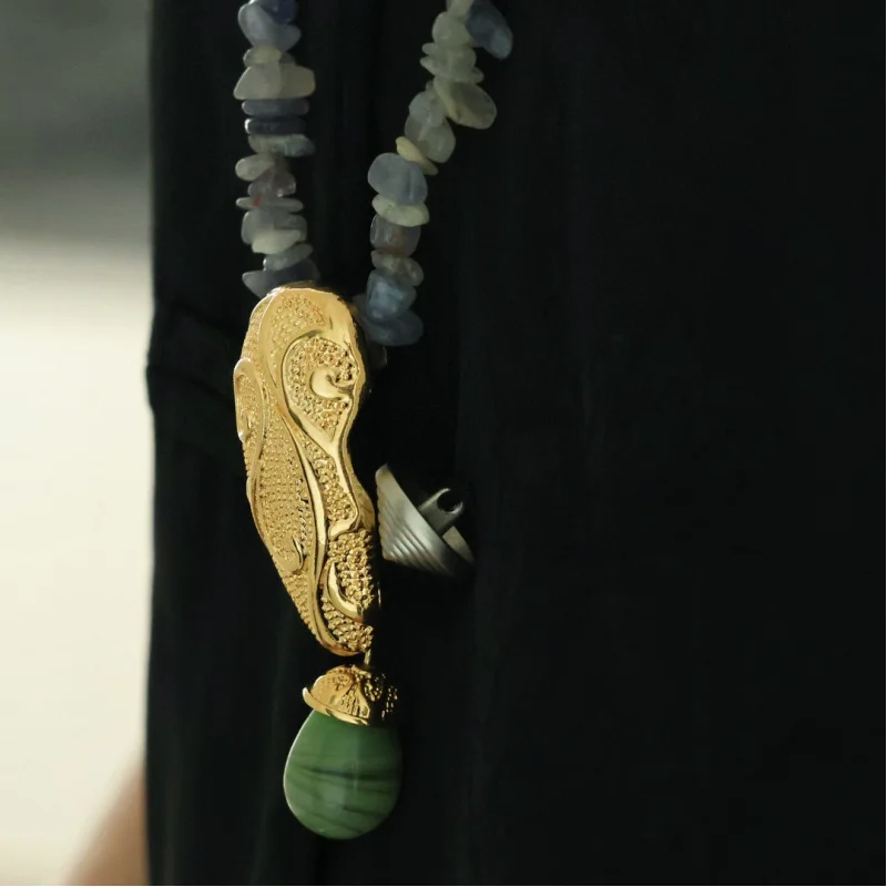 

European and American Style Retro Minimalist Natural Stone Beaded Pendant Original Niche High-end Necklace