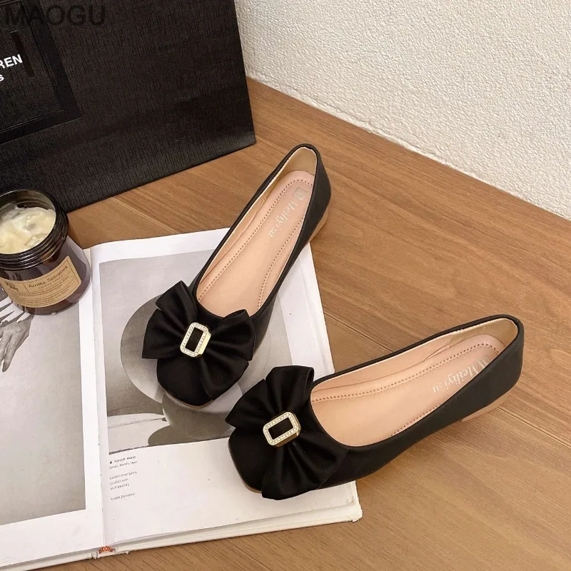 French Flats Damen-Pumps mit klobigem, niedrigem Absatz und weicher Sohle, vielseitige Schleife, lässige Mokassins für Damen, bequeme Schuhe, Slip-on-Schuhe