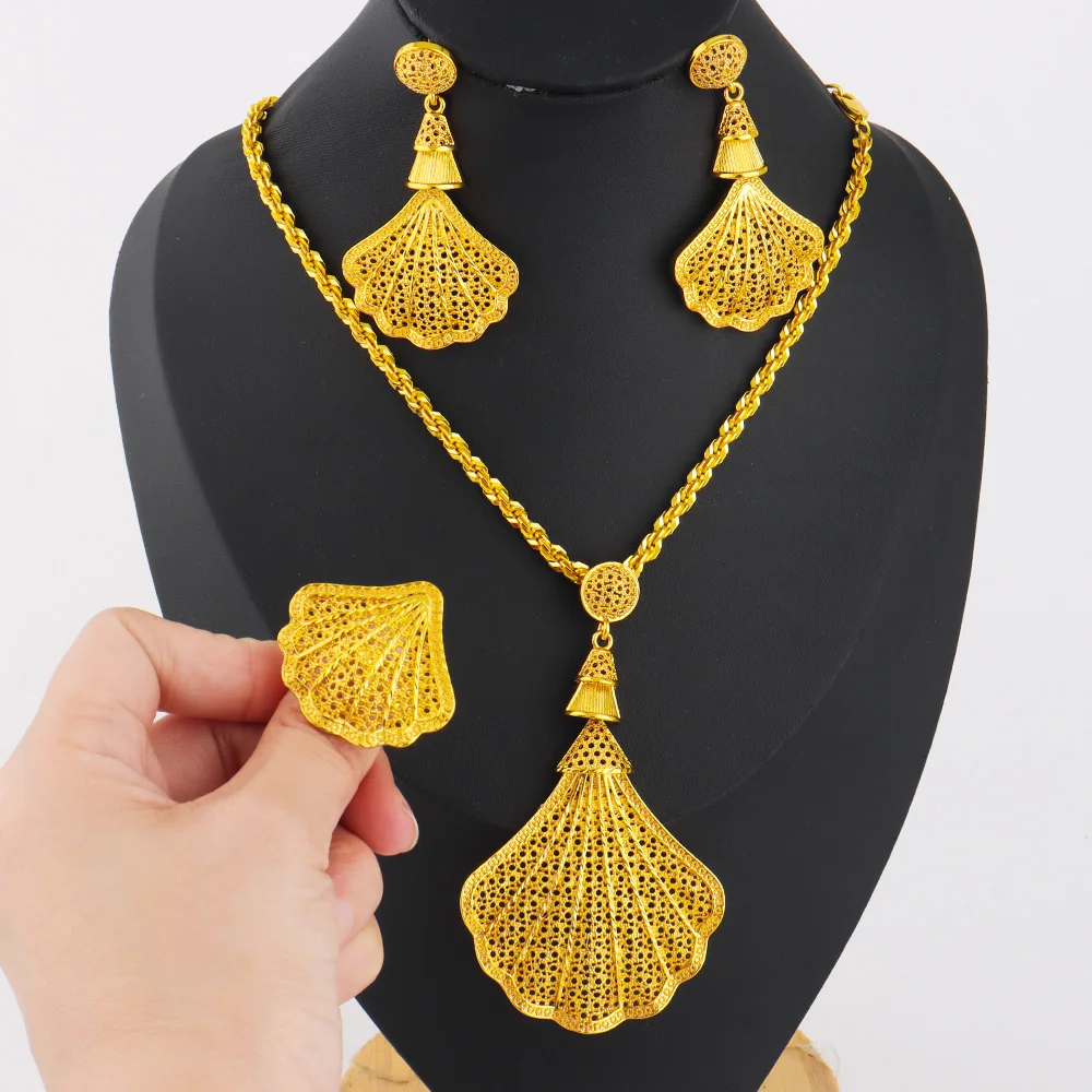 

Luxury Gold Plated Sea Shell Shape Necklace Earrings Ring Set for Women Nigeria Elegant Design Jewelry for Party Wedding